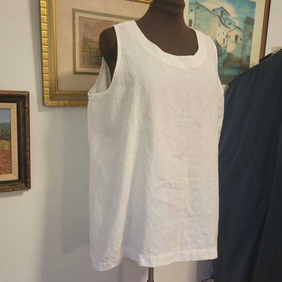 Eskandar Pure Linen Off White Tank Top in Linen with Shoulder Detail - Picture 3 of 6